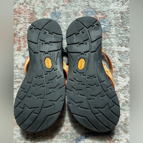 Rare chacos - Picture 3 of 3